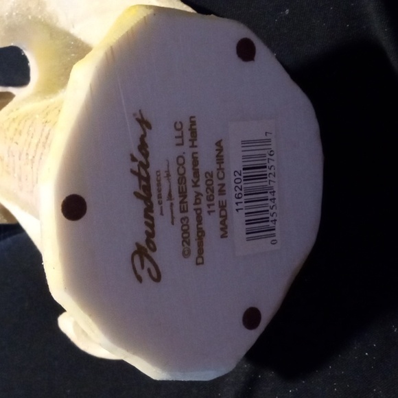 Elegant Angel Figurine with Scripted Dress: Eulogy For A Veteran - Picture 2 of 3